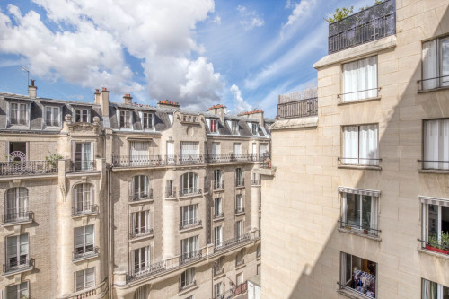 Stylish Passy Apartment with Stunning City Views - Gallery - 7