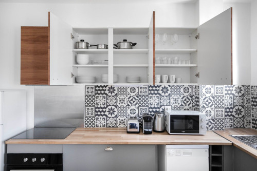 Stylish Passy Apartment with Stunning City Views