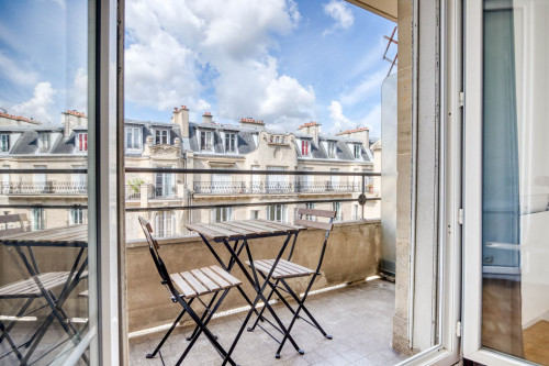 Stylish Passy Apartment with Stunning City Views - Gallery - 8