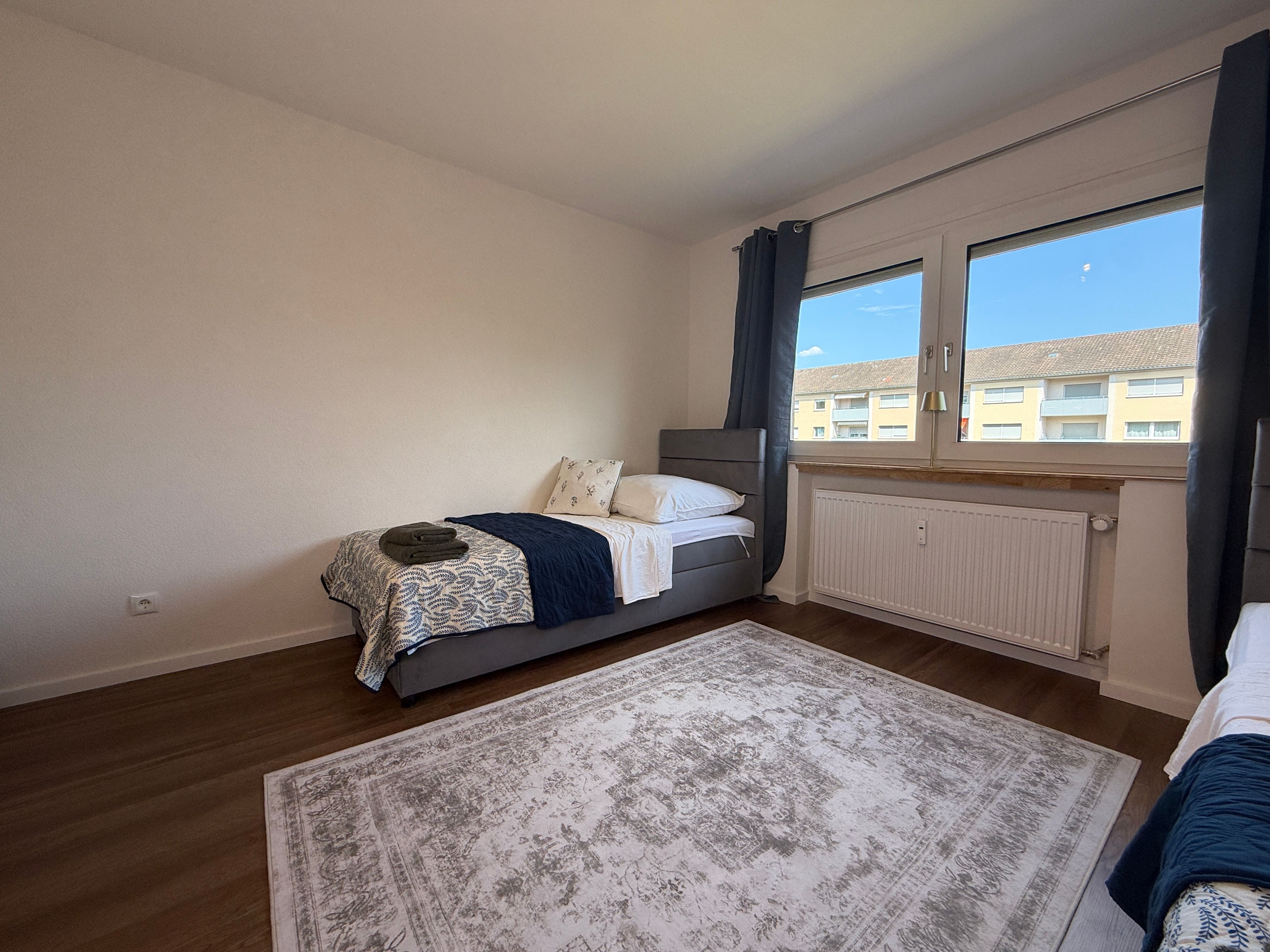 Napa Night – Bright 3-Room Apartment, 81 Sqm, Balcony - 20