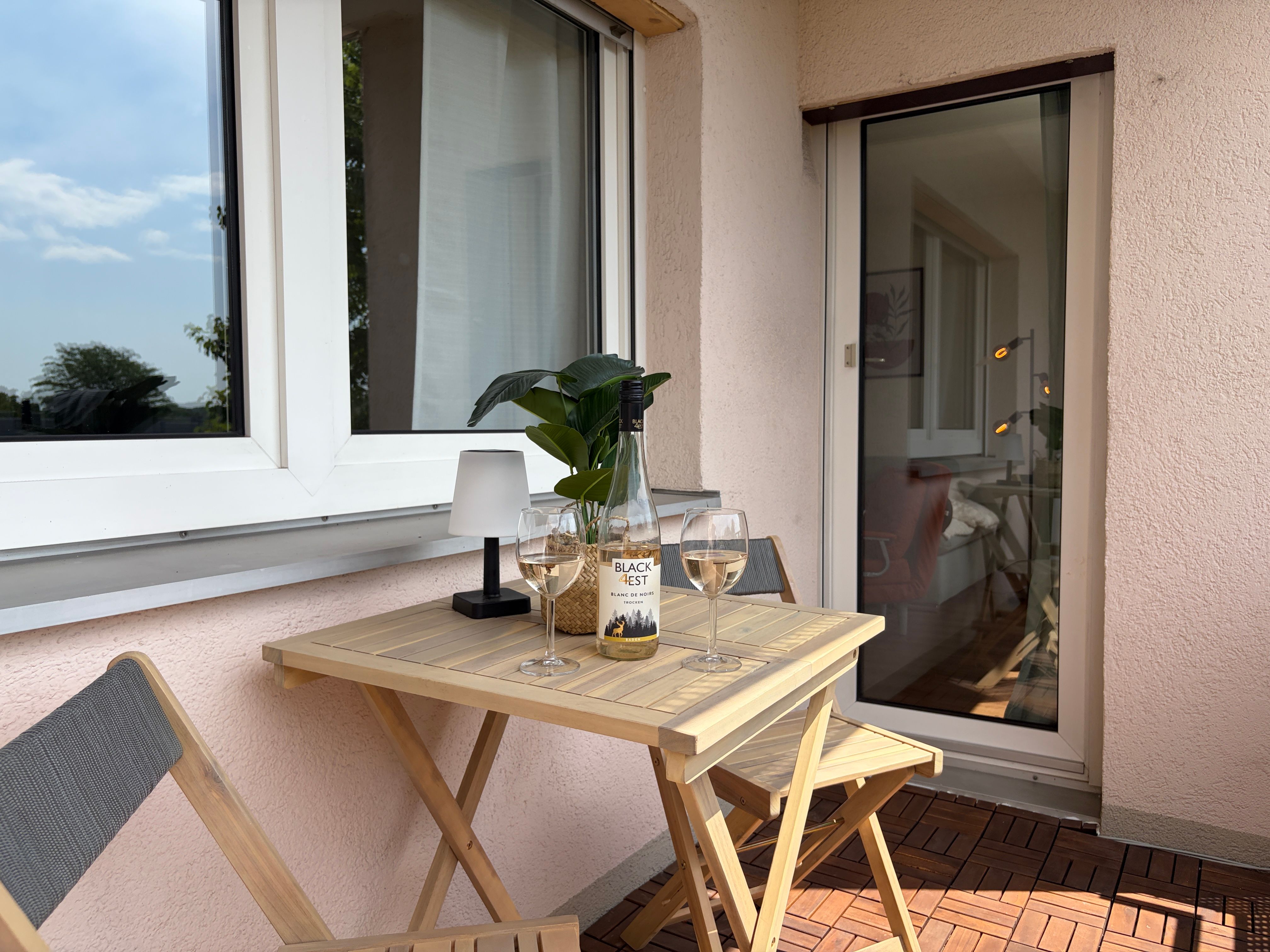 Napa Night – Bright 3-Room Apartment, 81 Sqm, Balcony - 28