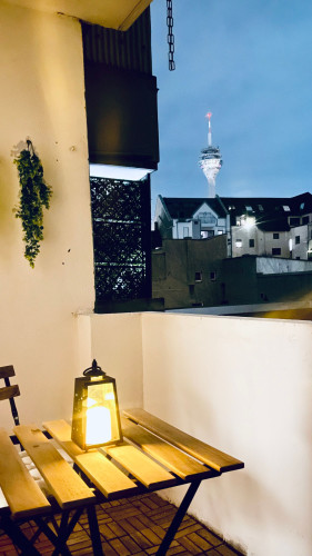 Stylish, Bright and Modern Apartment in Prime location Loretto straße Unterbilk with Rheinturm view - Gallery - 14