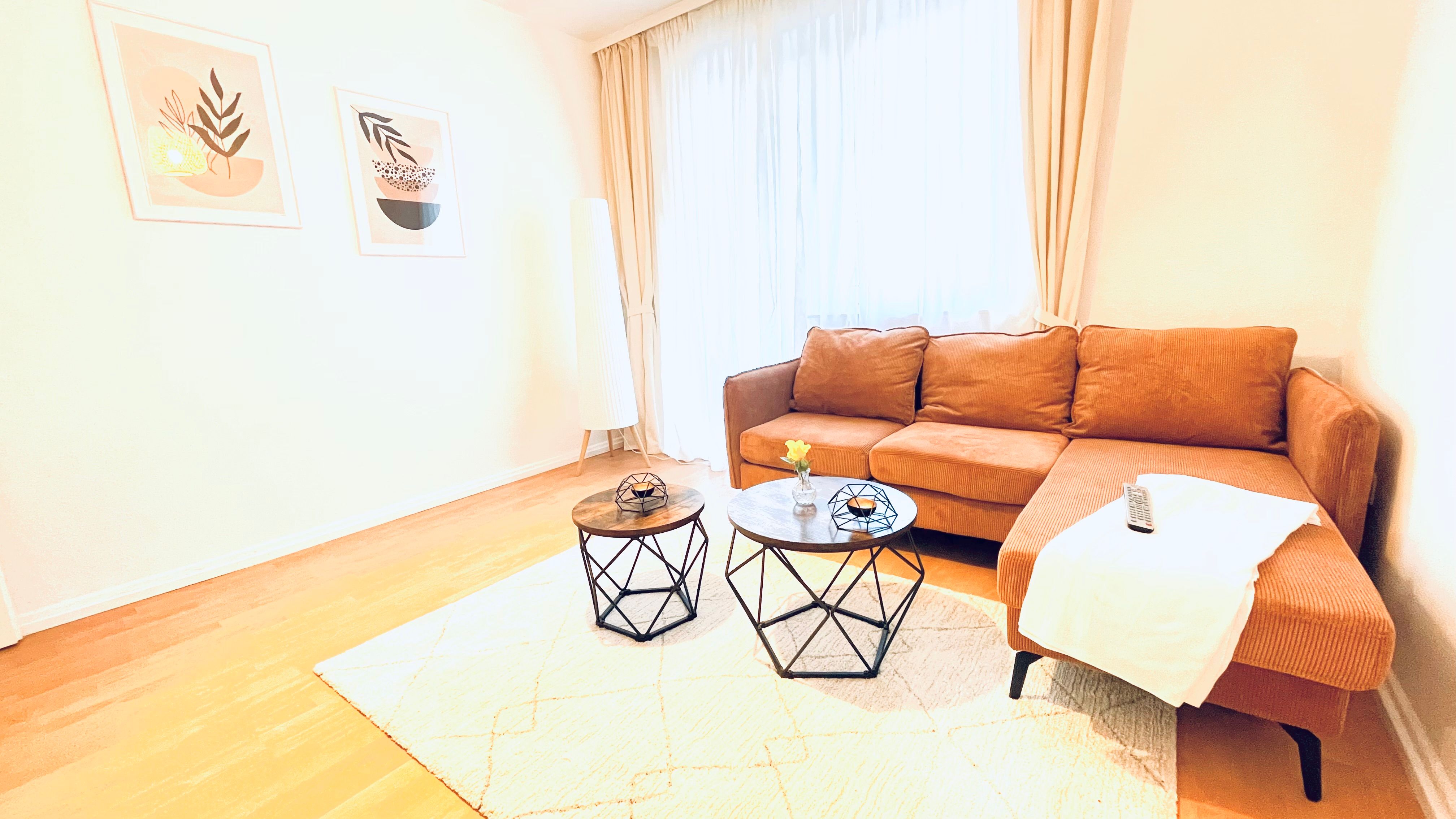 Stylish, Bright And Modern Apartment In Prime Location Loretto Straße Unterbilk With Rheinturm View - 15