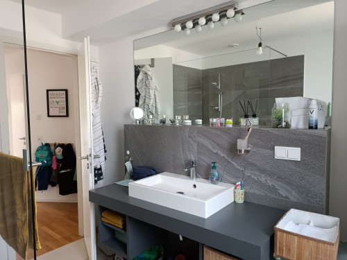 Bright apartment in NB near the airport and the A3 highway; about 15 minutes by public transit to CGN Central Station (flexible from Jan 27) - Gallery - 11