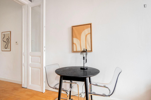 Alluring studio in Landstraße - Gallery - 12