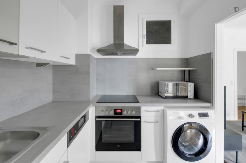 Welcoming 2-bedroom flat near the University of Technology