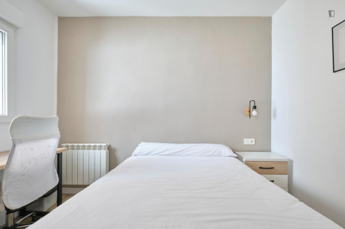 Double bed with cleaning service - Gallery - 19