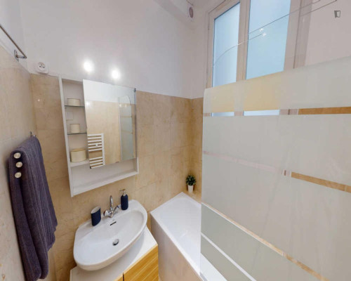 Inviting double bedroom in Parc-de-Montsouris - Gallery - 10