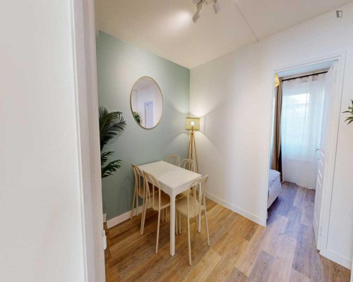 Elegant double bedroom in Saint-Lambert - Gallery - 8