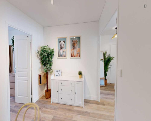 Elegant double bedroom in Saint-Lambert - Gallery - 7