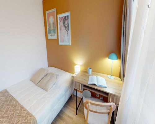 Interesting double bedroom in Saint-Lambert - Gallery - 18