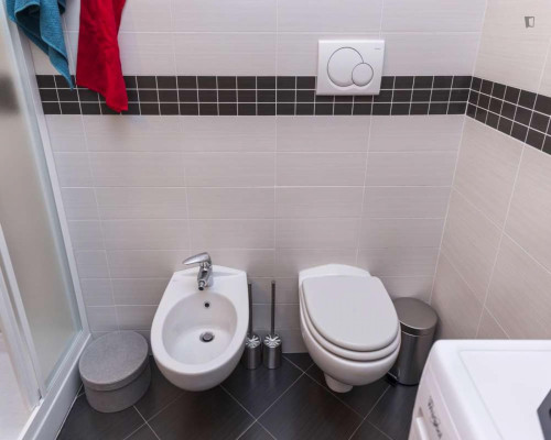 Bright single bedroom near the Corvetto subway station - Gallery - 8