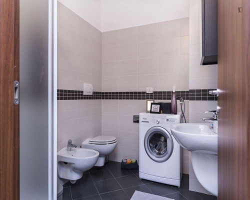 Bright single bedroom near the Corvetto subway station - Gallery - 7
