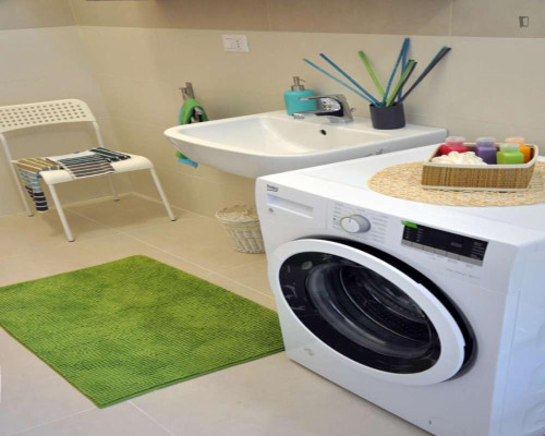 Welcoming double bedroom near the Polytechnic University - Gallery - 8