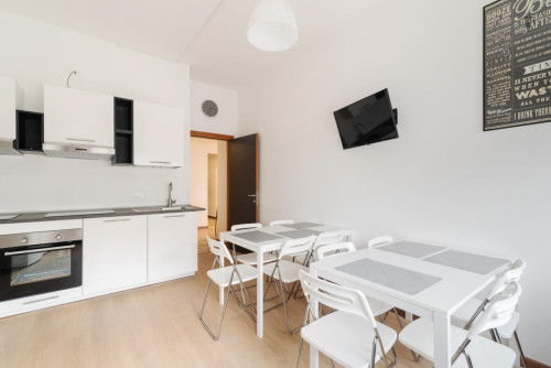 Neat and cosy double bedroom in Bicocca - Gallery - 12