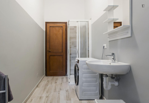 Welcoming double bedroom in Largo Augusto - Gallery - 9