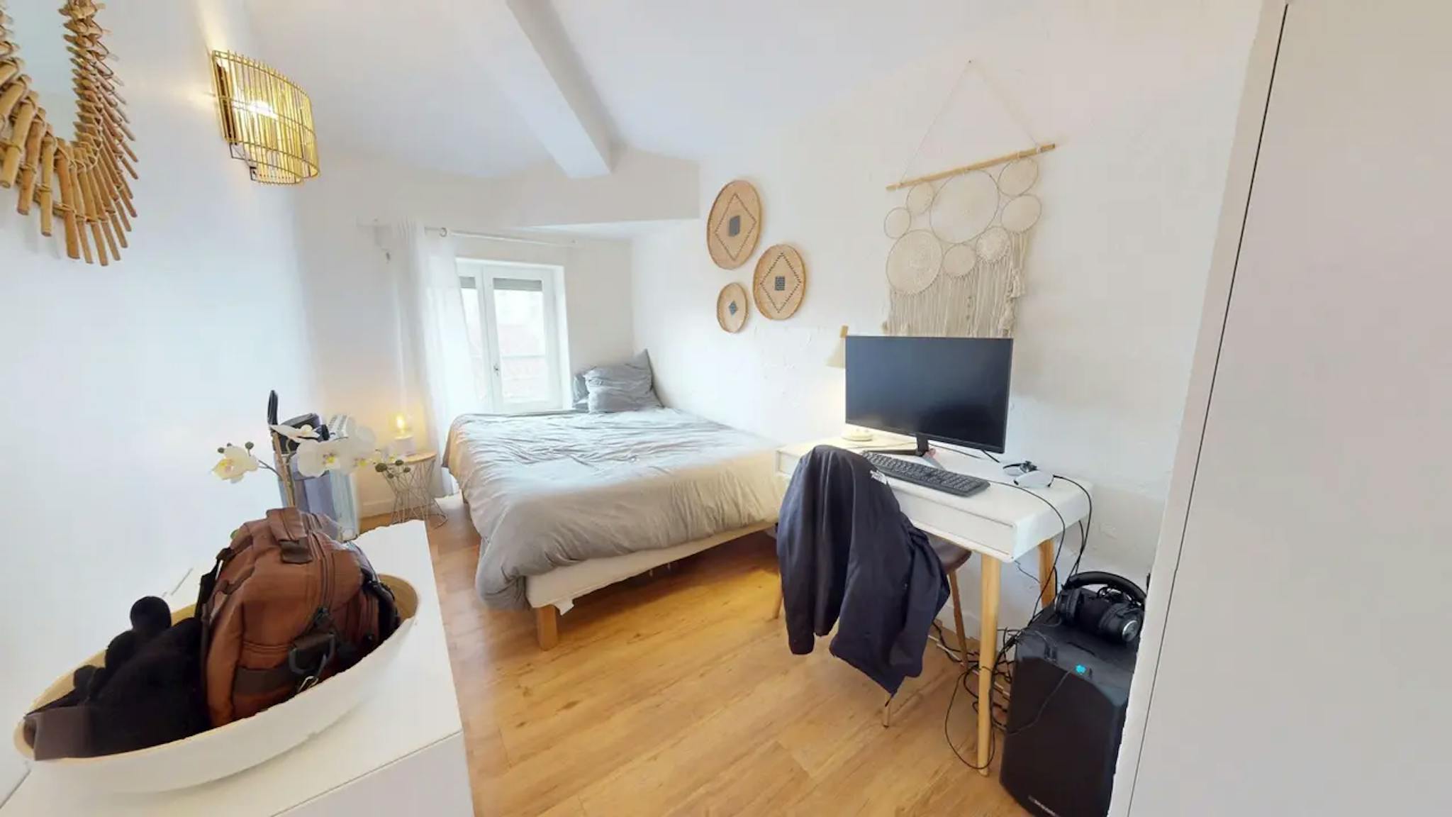 Private Room - 1