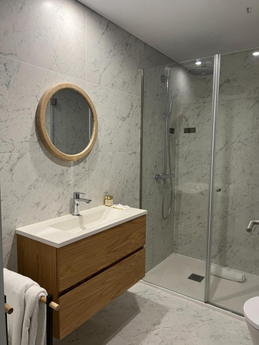 Modern Studio with a balcony close to Aveiro Train Station - Gallery - 11