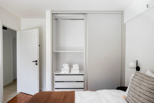 Bright 1-bedroom flat in Paleo Faliro