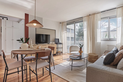 Kawazu - 2 bedroom apartment with a balcony in Saint-Ambroise