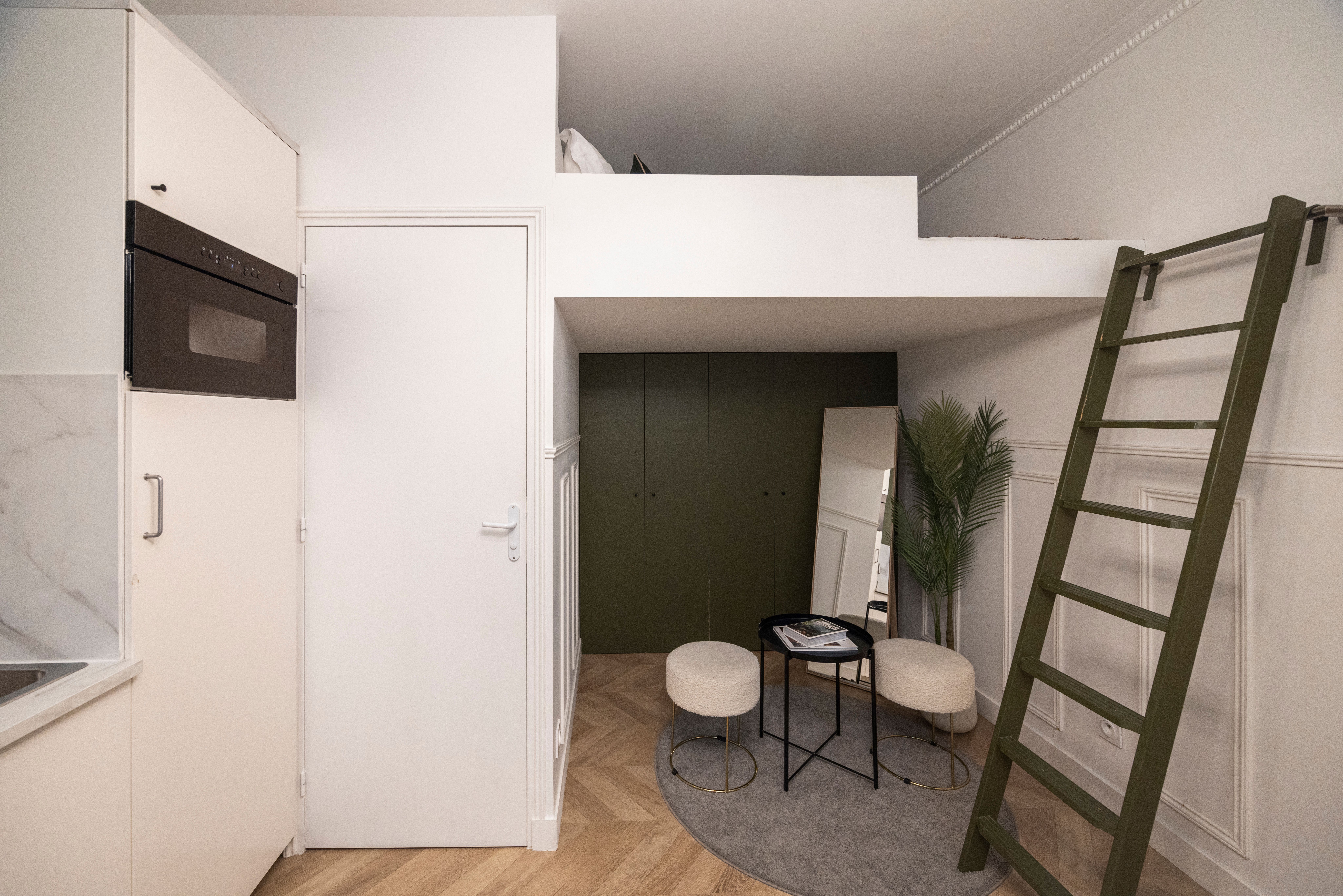 Pigalle · Design Studio With Loft Bed Métro 1mn - 5