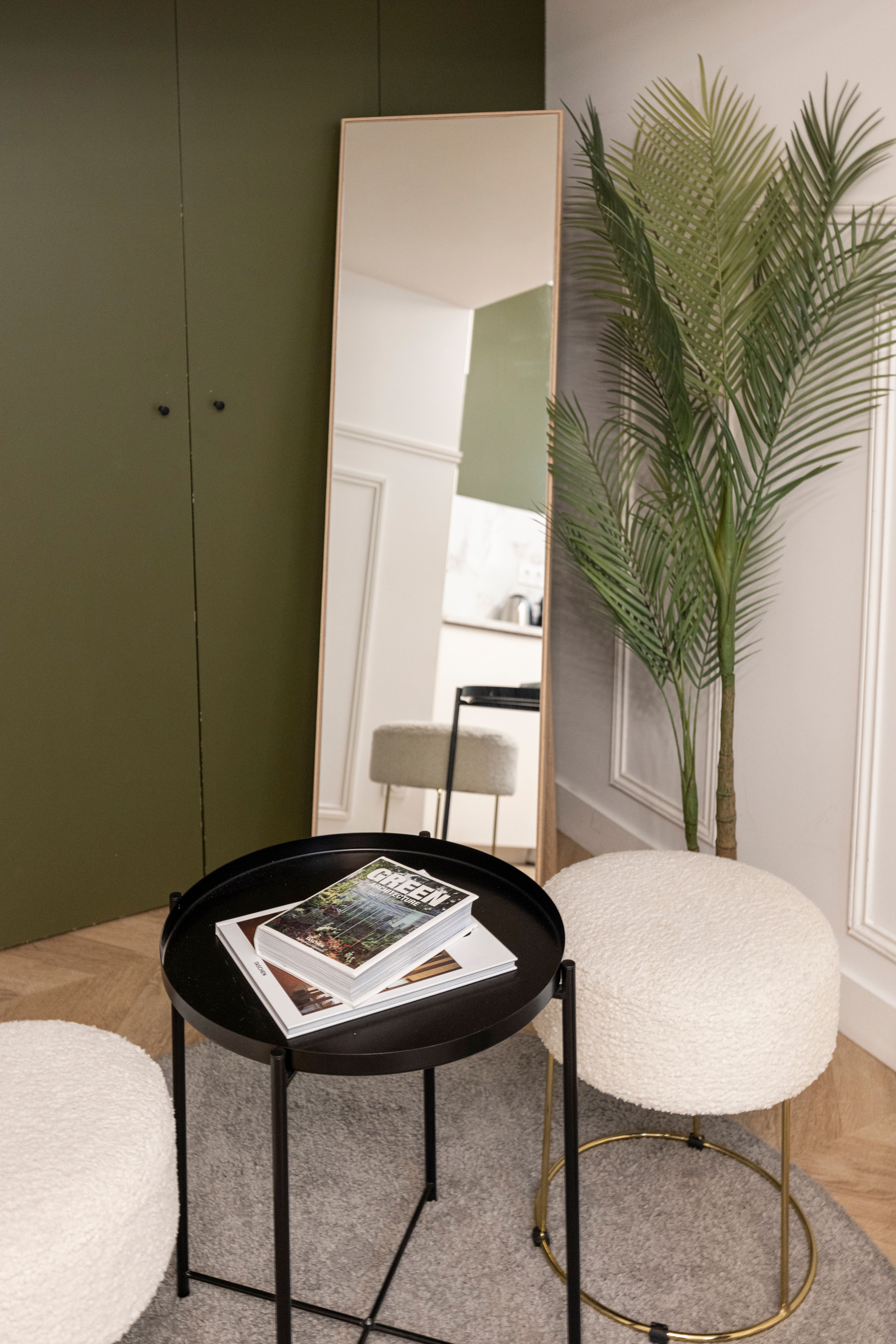 Pigalle · Design Studio With Loft Bed Métro 1mn - 9