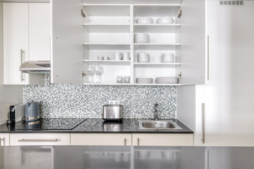 Stylish 2-Bedroom Apartment in Batignolles, Paris - Gallery - 18