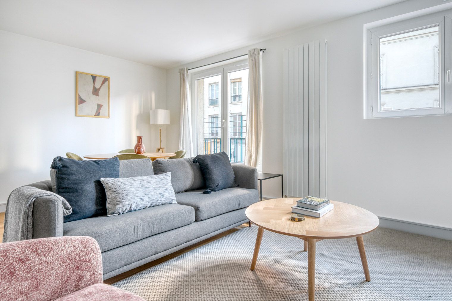 Stylish 2-Bedroom Apartment In Batignolles, Paris - 22