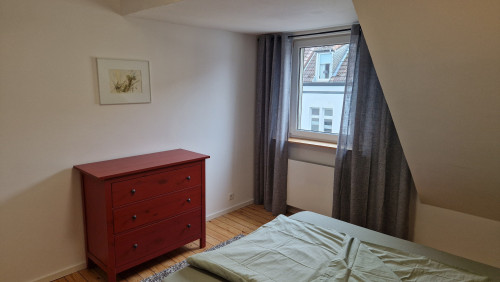 Bright, Fully Furnished Apartment (50 m²) in Düsseldorf-Benrath - Gallery - 6