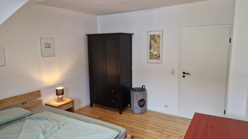 Bright, Fully Furnished Apartment (50 m²) in Düsseldorf-Benrath