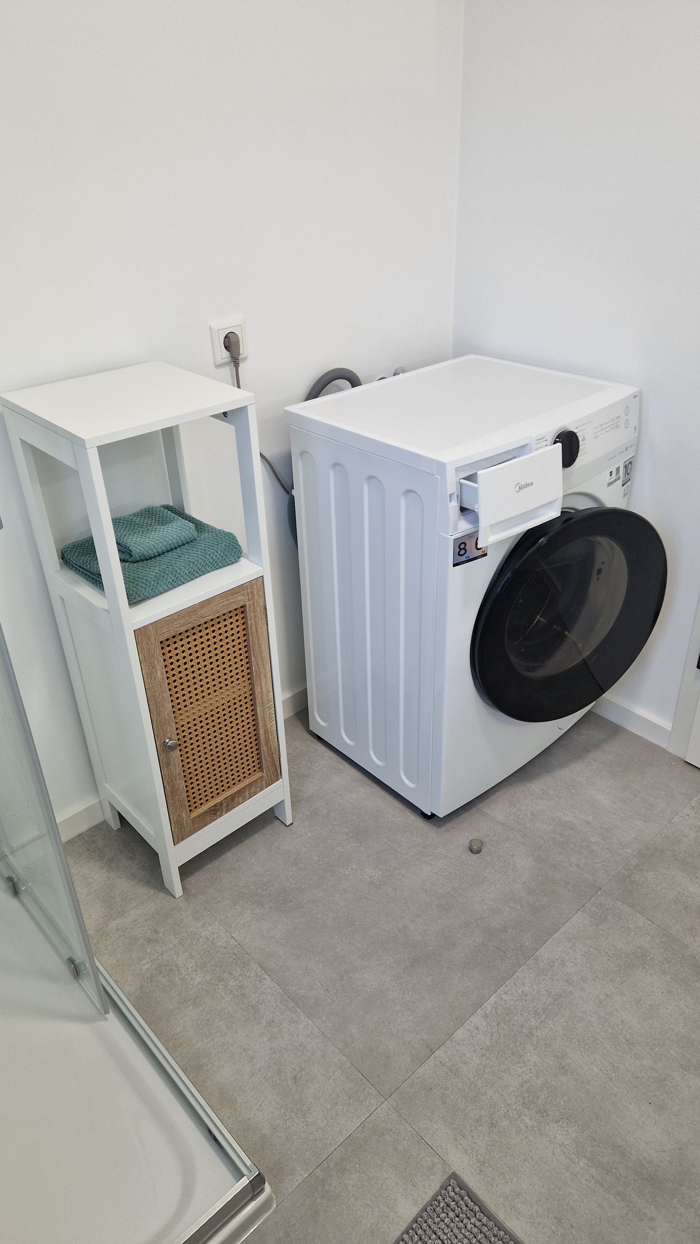 Bright, Fully Furnished Apartment (50 M²) In Düsseldorf-Benrath - 4