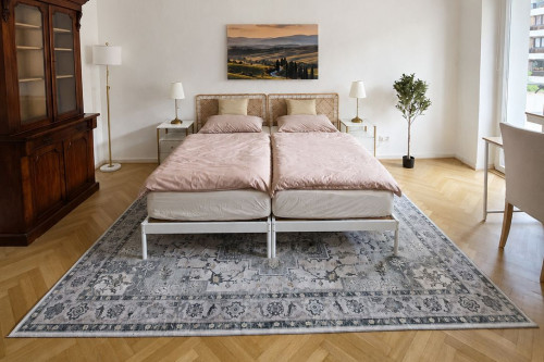 Spacious, Fully Furnished Apartment in Düsseldorf-Düsseltal near Schillerplatz – Balcony, Comfort, and Classic Charm - Gallery - 7
