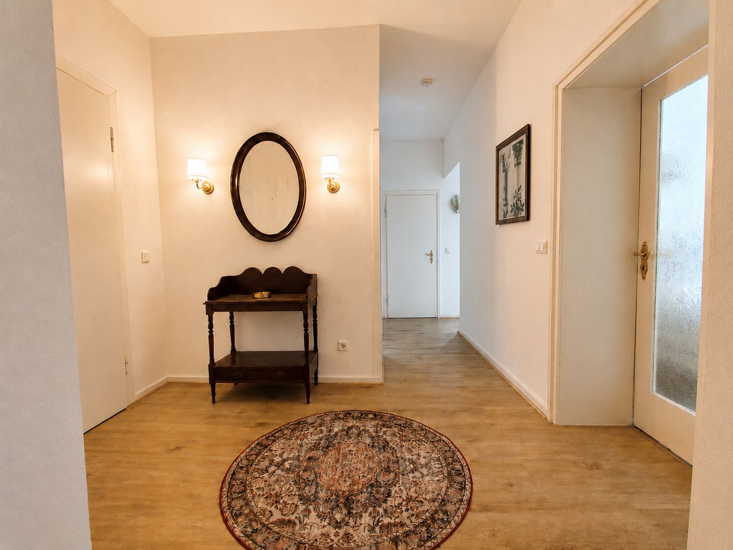 Spacious, Fully Furnished Apartment In Düsseldorf-Düsseltal Near Schillerplatz – Balcony, Comfort, A - 2