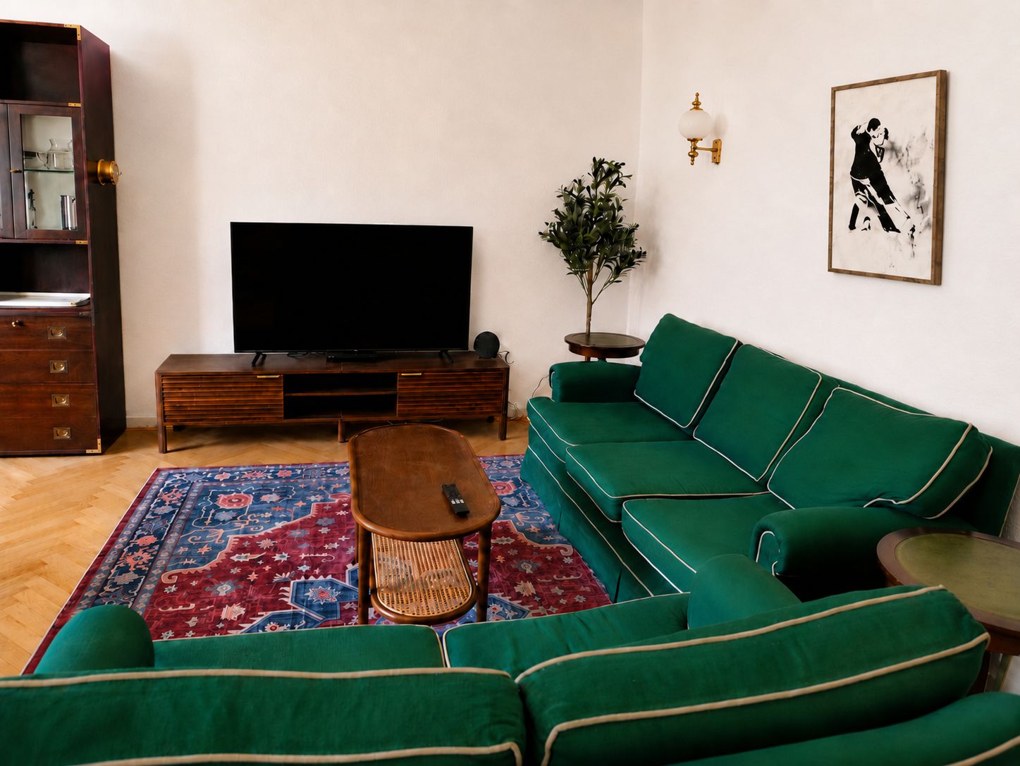 Spacious, Fully Furnished Apartment In Düsseldorf-Düsseltal Near Schillerplatz – Balcony, Comfort, A - 15
