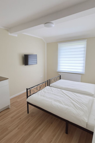 Modern room in shared flat near Main Station - Gallery - 5