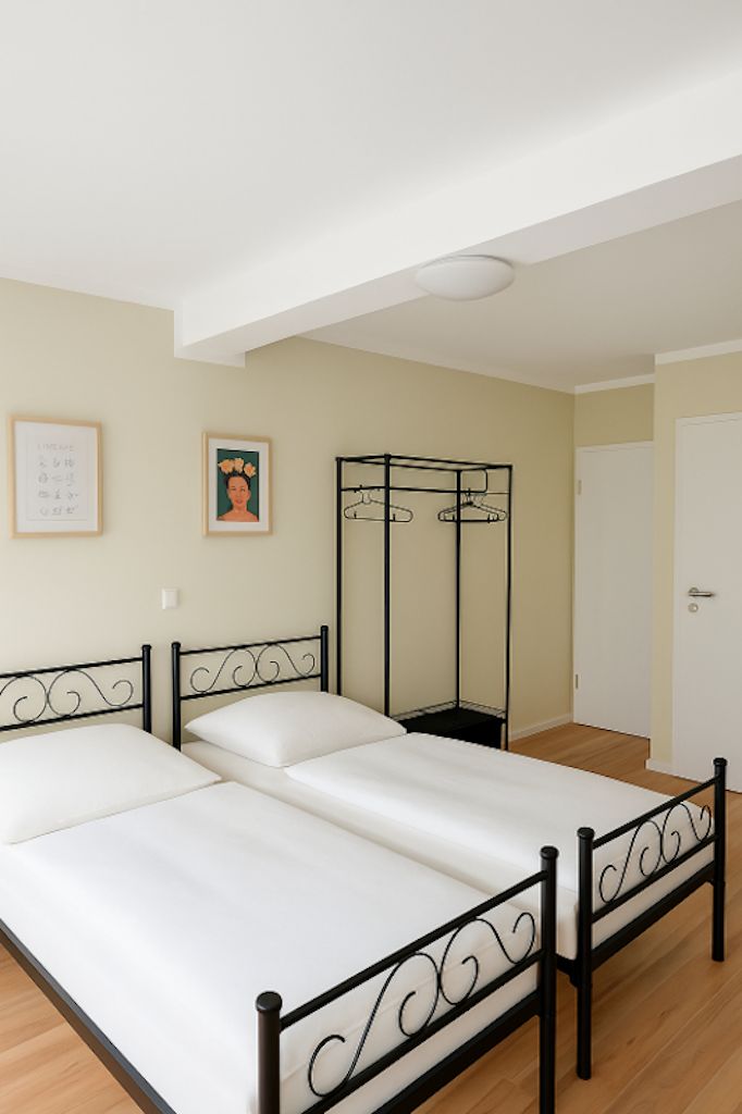 Modern Room In Shared Flat Near Main Station - 8