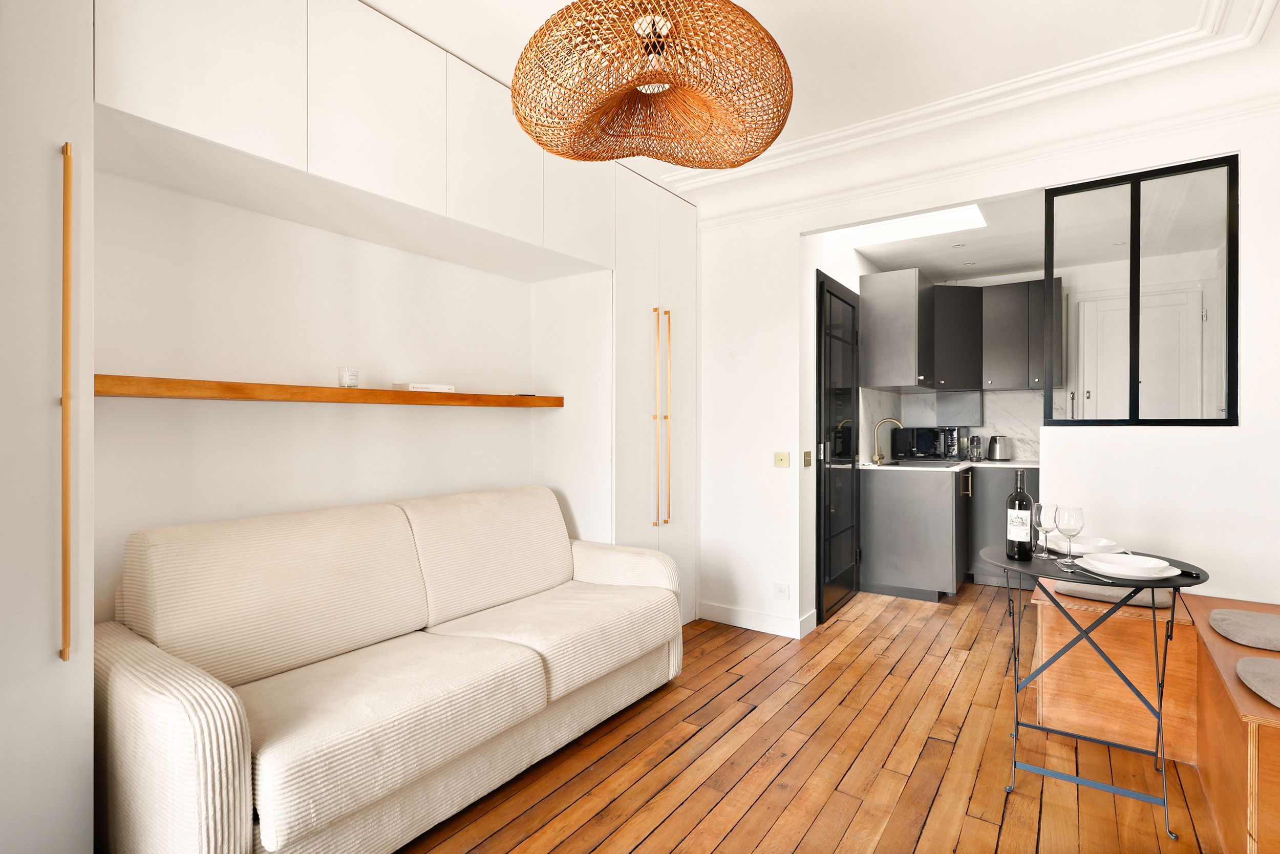 Cardinal Suite: Studio With A Panoramic Balcony - 9