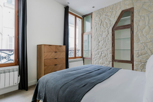 Chic 2-Bedroom Apartment in Vibrant Odéon! - Gallery - 15