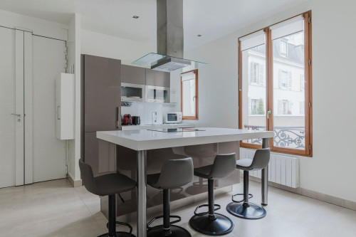 Chic 2-Bedroom Apartment in Vibrant Odéon! - Gallery - 23