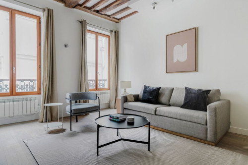 Chic 2-Bedroom Apartment in Vibrant Odéon! - Gallery - 16