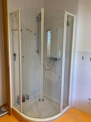 Modern 120 sqm house with study, terrace & parking in Greifswald-Ladebow