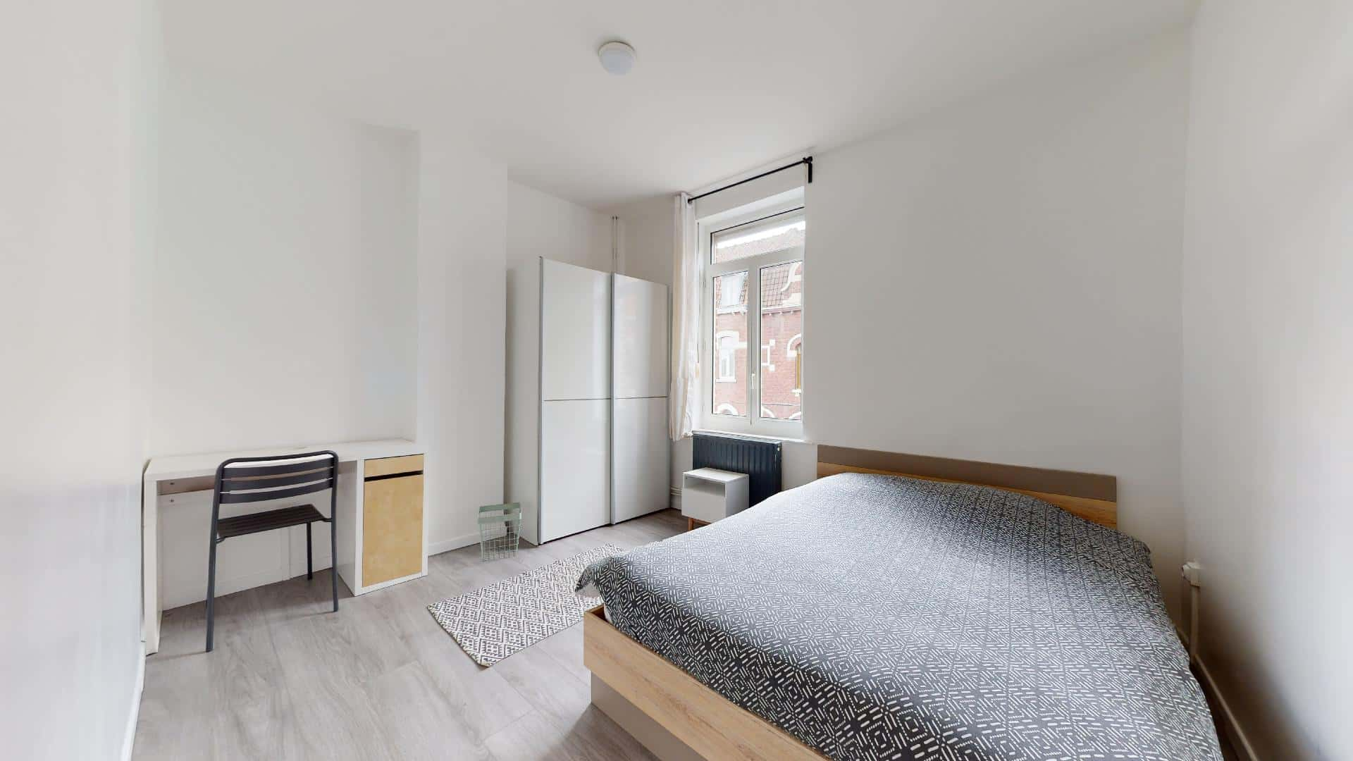 Room in Rue Louis Decottignies, Roubaix for 98 m² with 6 bedrooms
