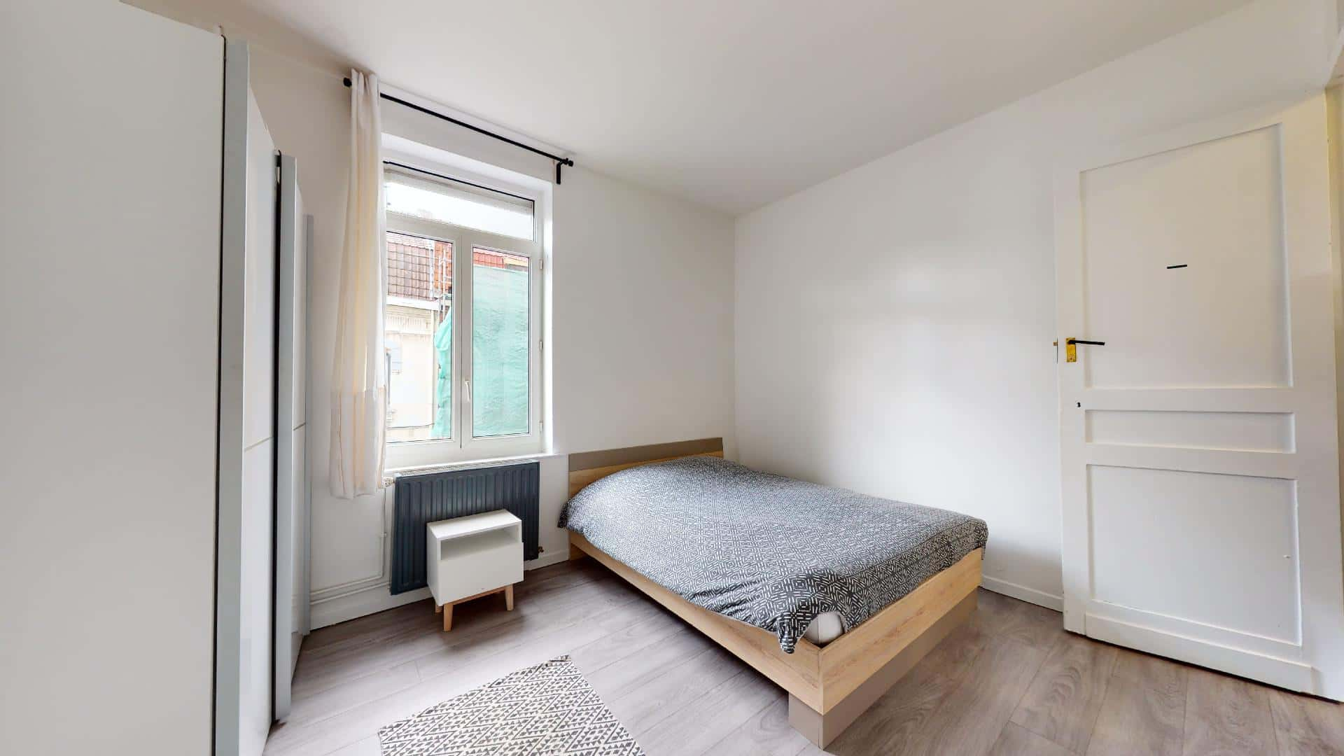 Room in Rue Louis Decottignies, Roubaix for 98 m² with 6 bedrooms - Gallery - 8