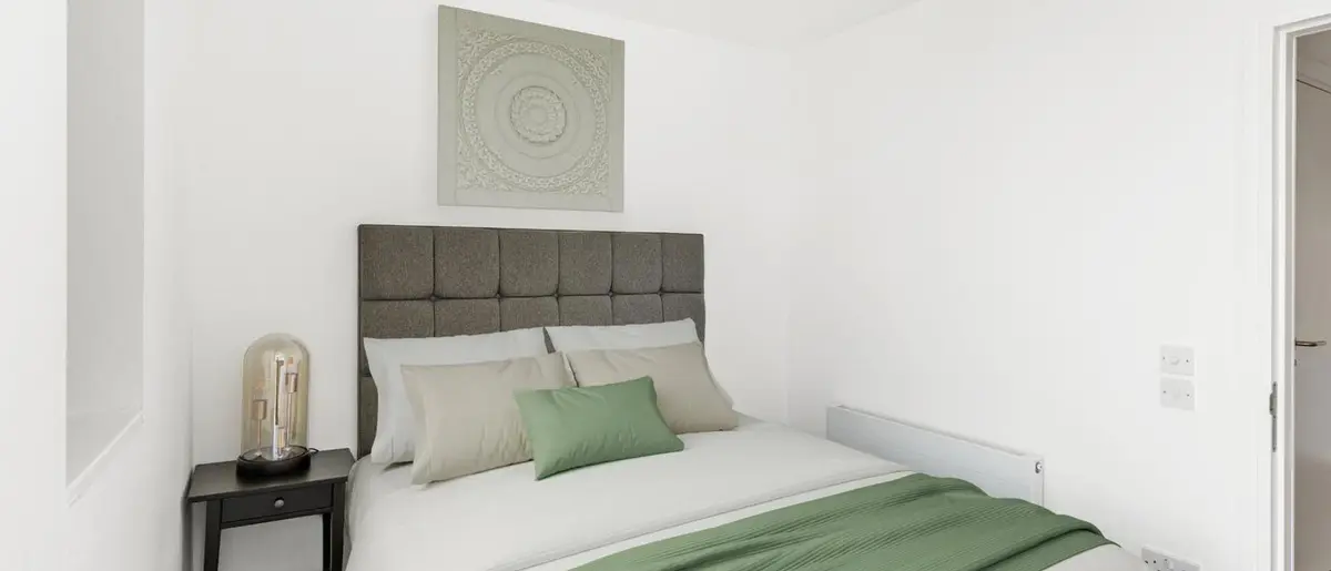 One Bed Apartment - 1