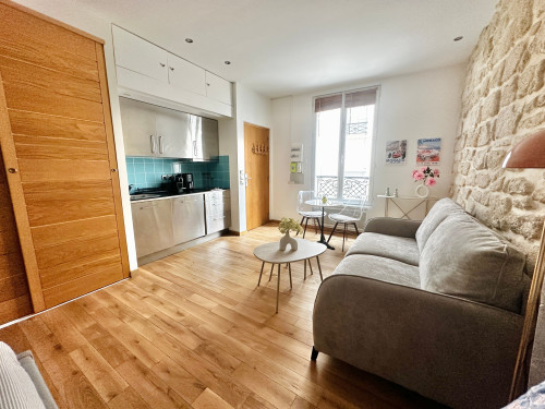 Charming Studio with Sleeping Area – Champs-Élysées / Golden Triangle - Gallery - 18