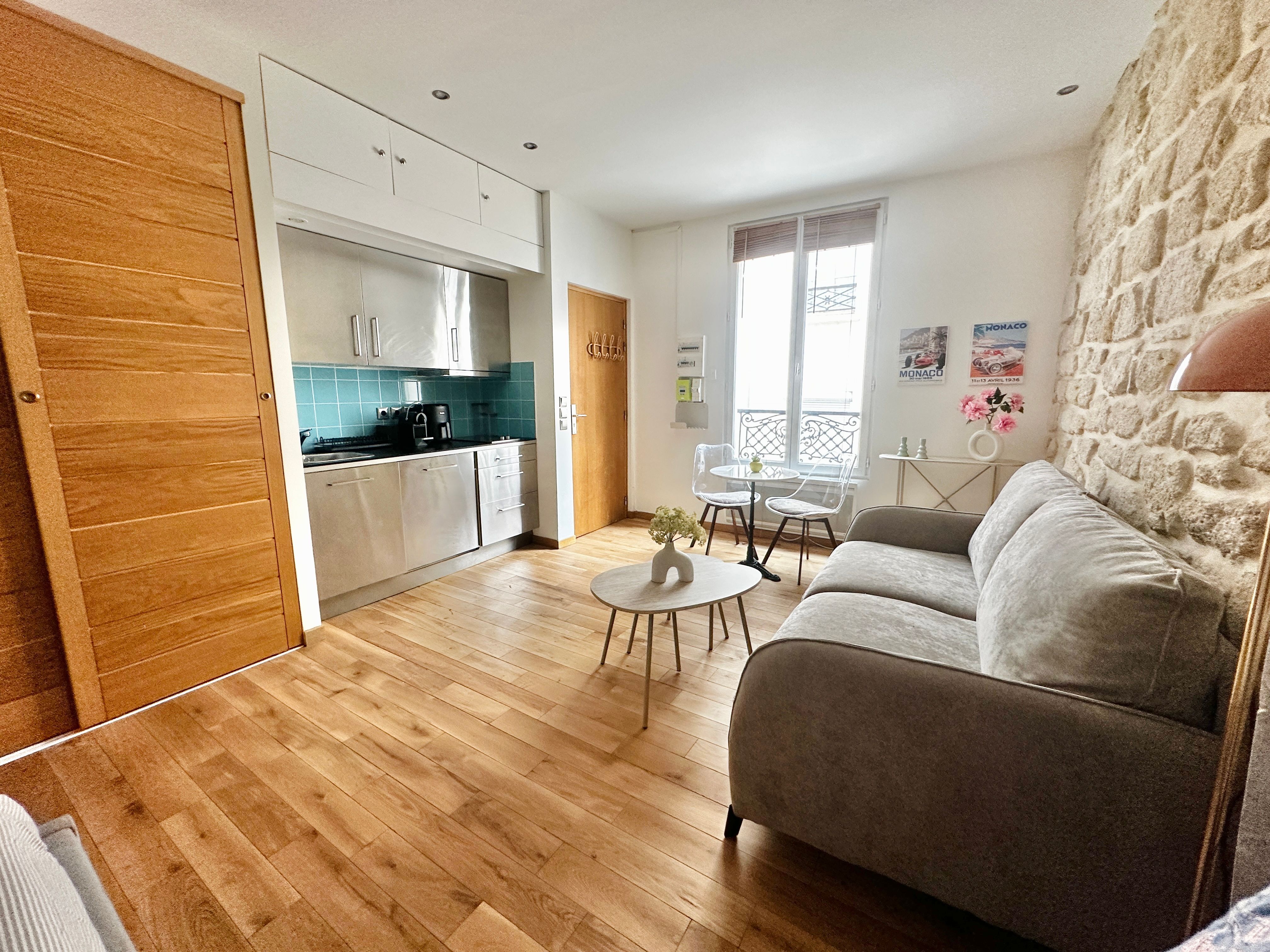 Charming Studio With Sleeping Area – Champs-Élysées / Golden Triangle - 15