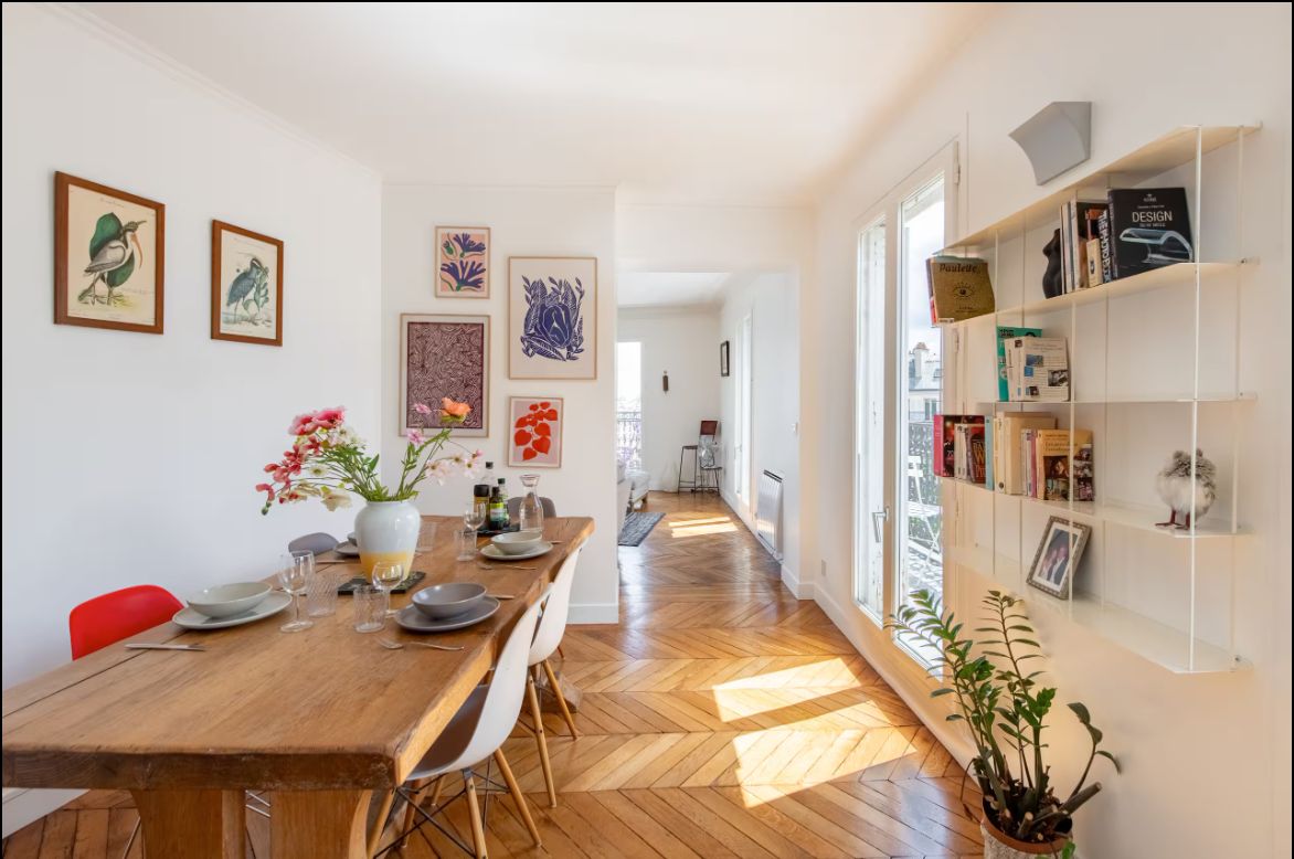 Top Floor Apartment With View - 18