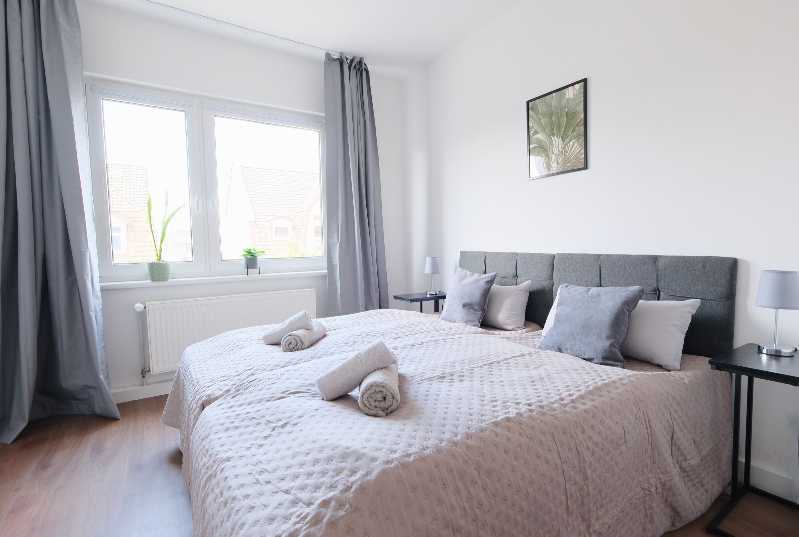 Stylish 2-Room Apartment With Balcony In Seelze – 12 Min. To Hanover Central Station - 12