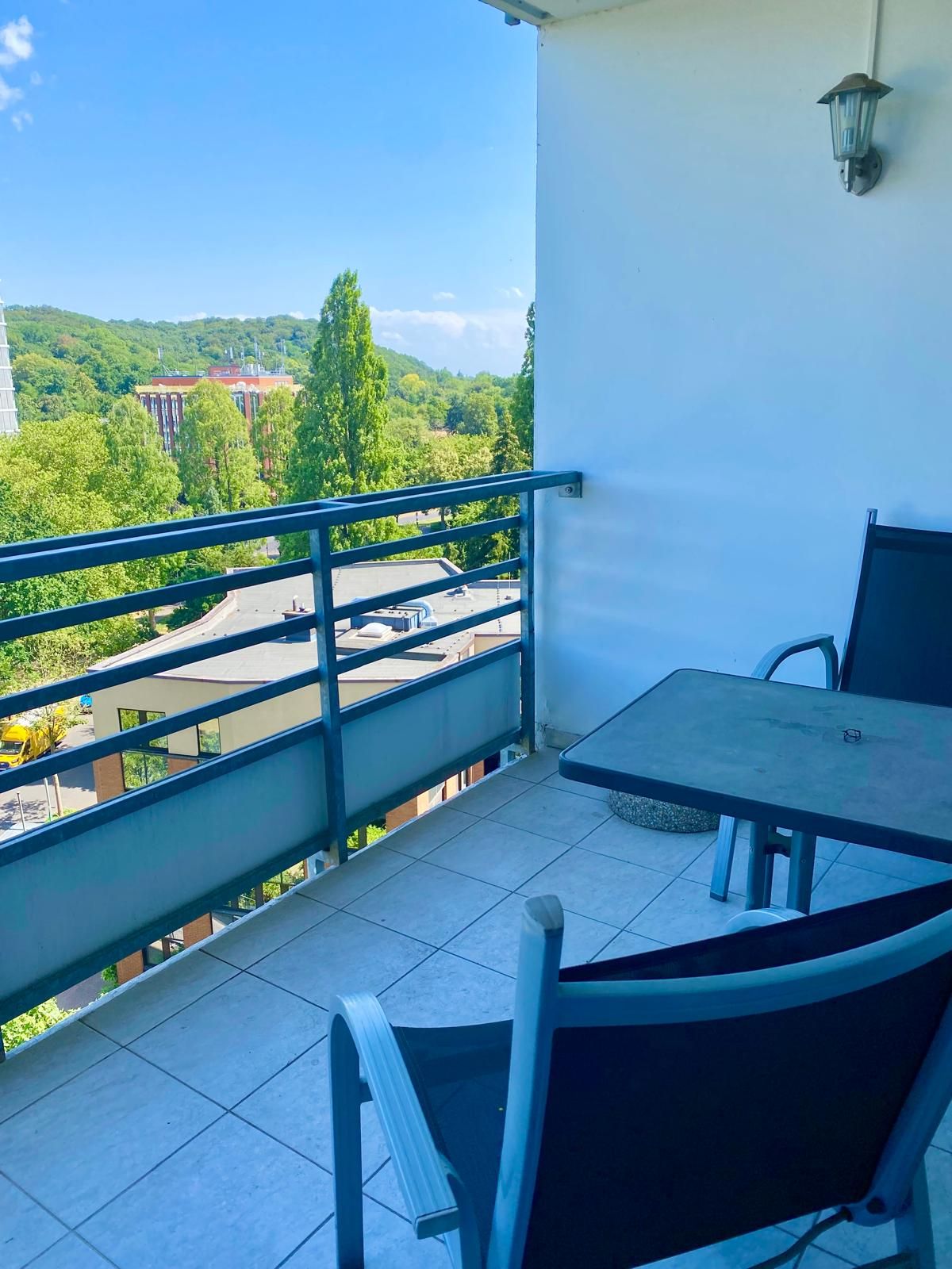 Fully Furnished 2.5-Room Apartment With Balcony In Mörsenbroich - 1
