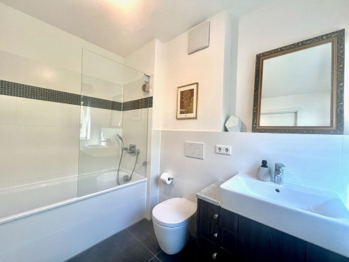 Furnished 3-Room Apartment with Private Garden – All-Inclusive Rent - Gallery - 7